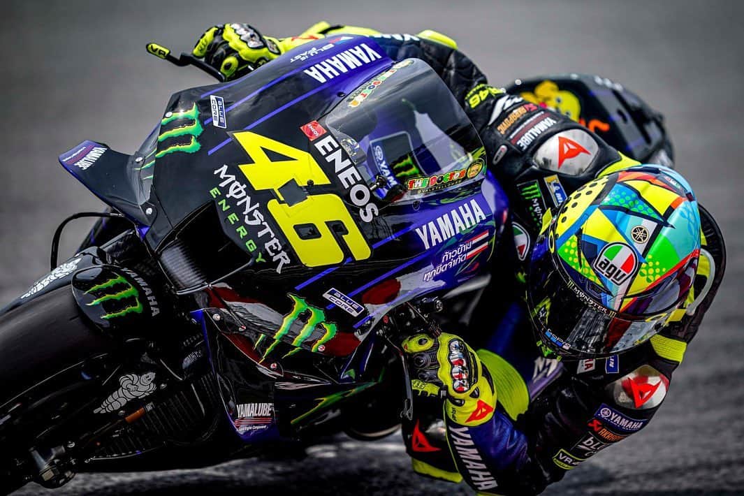 バレンティーノ・ロッシのインスタグラム：「Sepang circuit,Malaysia  MotoGp test,day2 📸 @falex79 @gigisoldano」