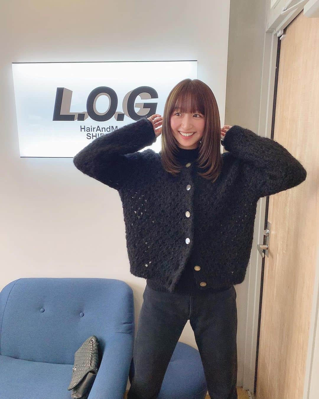 鹿沼憂妃さんのインスタグラム写真 - (鹿沼憂妃Instagram)「@logshibuya2 にてメンテ💇‍♀️ カラーめちゃくちゃかわいいー🥺✨ そしてLOGのトリートメント本当に神！！！ とぅるんとぅるんに復活しました💗 （思わずスローモーションするよね） KENJIくんアリガトウ😘♥️ . #shika_hairstyle #いつもアッシュ系でお願いしてるよ #透明感がなにより大事 #とぅるんとぅるん #スローモーション #からの #なぞの仁王立ち」2月9日 11時57分 - shika_0225