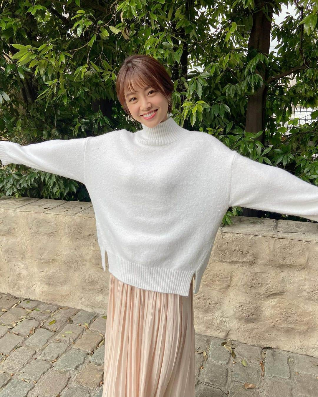 中川絵美里さんのインスタグラム写真 - (中川絵美里Instagram)「🗻﻿ お知らせ！！﻿ 明日10日(月)、静岡第一テレビ 16:50〜﻿ 夕方ワイド番組「まるごと」に﻿ ゲストとしてスタジオにお邪魔することになりました✨﻿ ﻿ ずっと地元での仕事を夢見ていたので、もうワクワクが止まりません🥺💕 しかも幼い頃からみていたあの、まるごとさんです！！笑﻿ 静岡ローカルとなりますが地元の皆様どうぞよろしくお願い致します☺︎﻿ ﻿ その前に！朝のおはよんもお願いします🌞 #静岡第一テレビ#まるごと#地元凱旋#楽しみ」2月9日 12時03分 - emiri_nakagawa