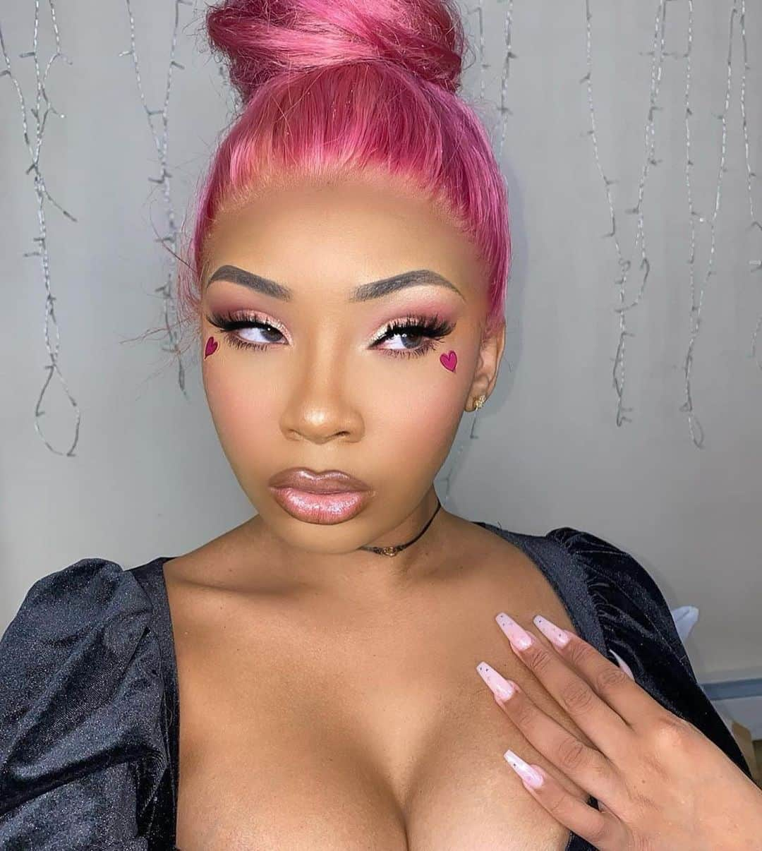 Anastasia Beverly Hillsさんのインスタグラム写真 - (Anastasia Beverly HillsInstagram)「#AbhXAmrezy Palette on beautiful @aaliyahjay」2月9日 12時20分 - anastasiabeverlyhills