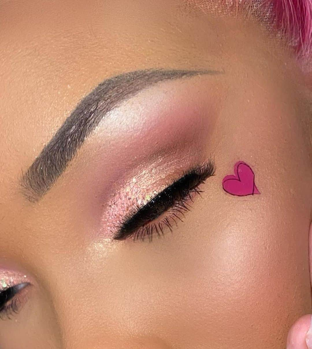 Anastasia Beverly Hillsさんのインスタグラム写真 - (Anastasia Beverly HillsInstagram)「#AbhXAmrezy Palette on beautiful @aaliyahjay」2月9日 12時20分 - anastasiabeverlyhills