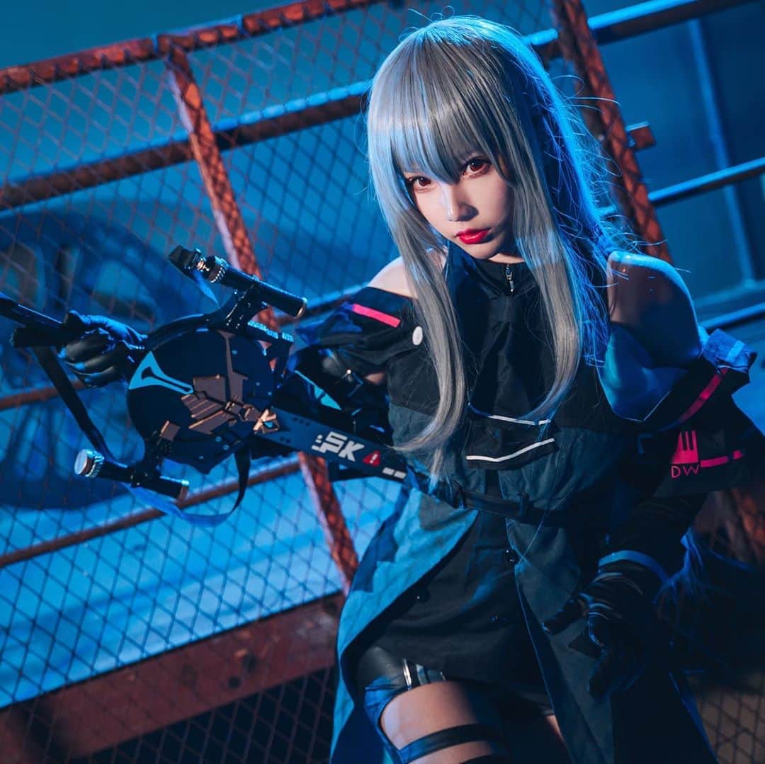 犬神洛洛子さんのインスタグラム写真 - (犬神洛洛子Instagram)「🗡Abyssal Hunter SKADI🗡  #arknights #cosplay #skadi #明日方舟 #アークナイツ #コスプレ」2月9日 12時29分 - rakukoo