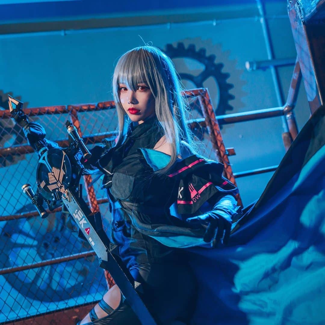 犬神洛洛子さんのインスタグラム写真 - (犬神洛洛子Instagram)「🗡Abyssal Hunter SKADI🗡  #arknights #cosplay #skadi #明日方舟 #アークナイツ #コスプレ」2月9日 12時29分 - rakukoo