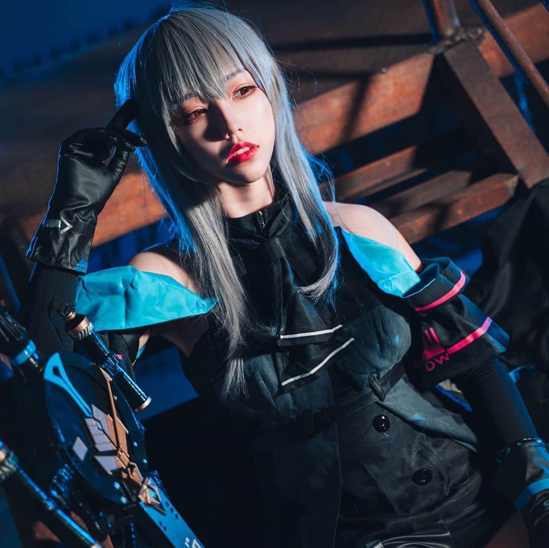 犬神洛洛子さんのインスタグラム写真 - (犬神洛洛子Instagram)「🗡Abyssal Hunter SKADI🗡  #arknights #cosplay #skadi #明日方舟 #アークナイツ #コスプレ」2月9日 12時29分 - rakukoo