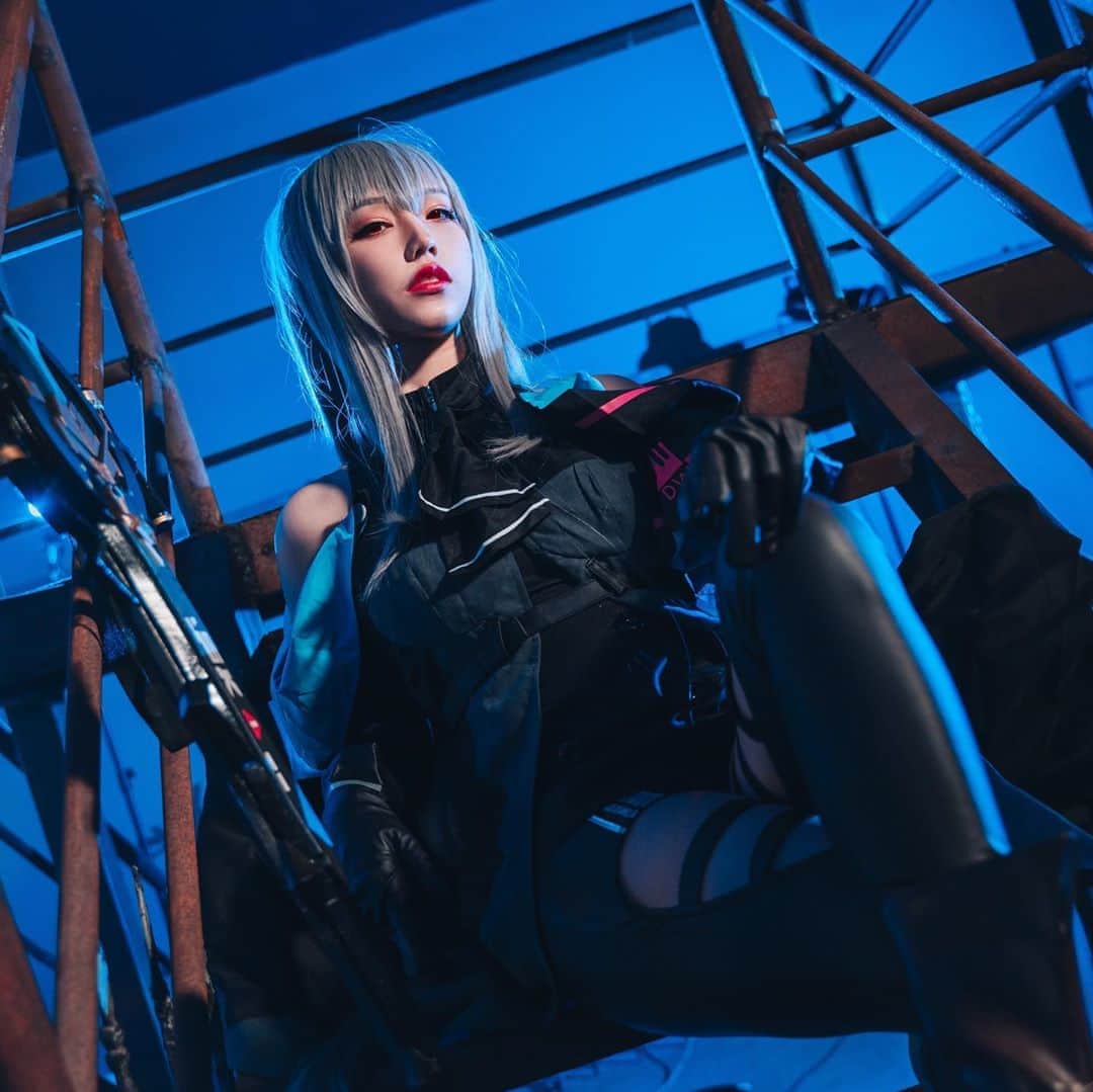 犬神洛洛子さんのインスタグラム写真 - (犬神洛洛子Instagram)「🗡Abyssal Hunter SKADI🗡  #arknights #cosplay #skadi #明日方舟 #アークナイツ #コスプレ」2月9日 12時29分 - rakukoo