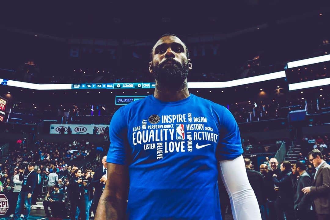ティム・ハーダウェイ・ジュニアのインスタグラム：「Bounce Back!! #ottno #mffl」