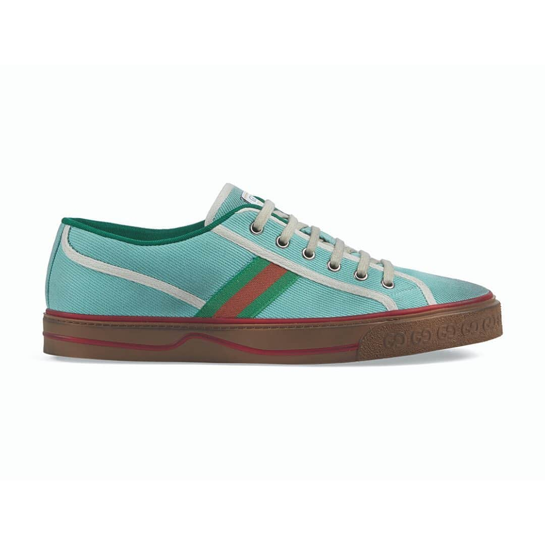 HYPEBEASTさんのインスタグラム写真 - (HYPEBEASTInstagram)「@hypebeastkicks: @gucci has unearthed the Tennis 1977 sneaker from its archives, introducing seven new iterations of the retro low-profile silhouette. The set sees pairs that tap the recent Disney and Gucci collaboration and others that sport an all-over “GG” motif design. Get your favorite from Gucci boutiques and online now for approximately $562 to $626 USD.⁠⠀ Photo: Gucci」2月9日 20時02分 - hypebeast