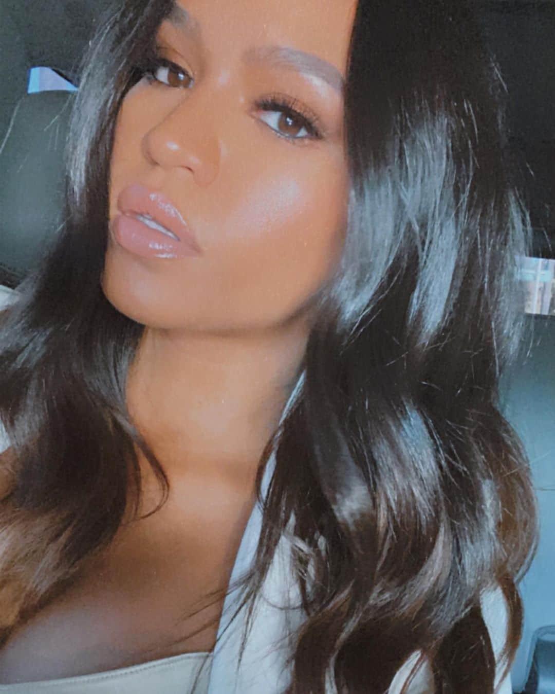cassieのインスタグラム：「Hi」