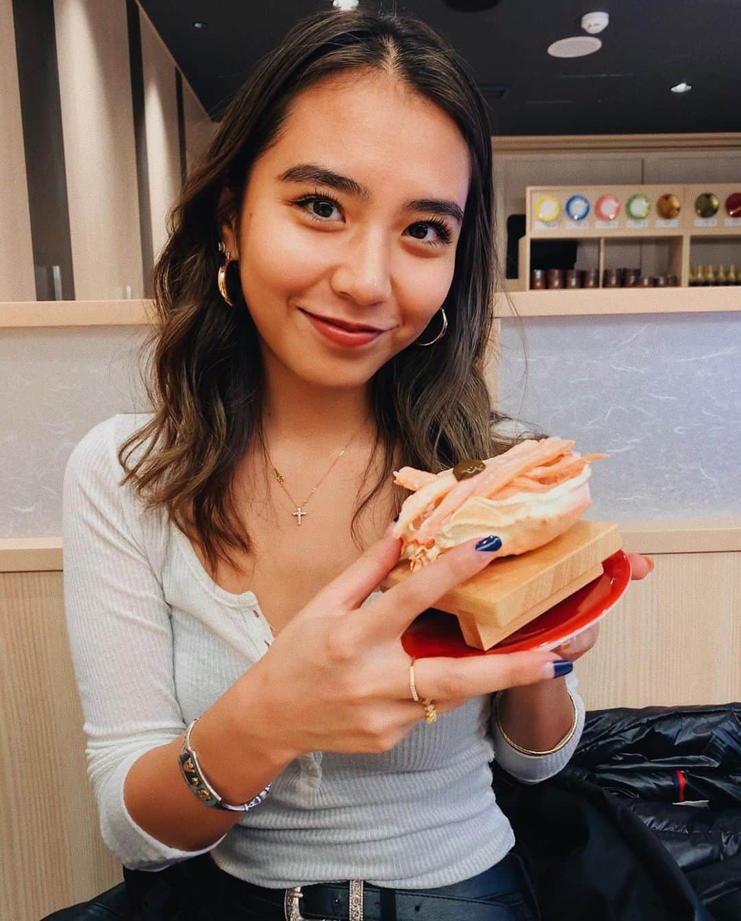 安保彩世のグルメインスタ