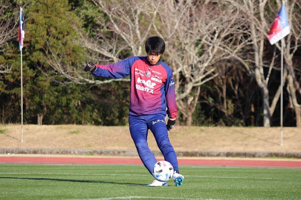 濱田水輝さんのインスタグラム写真 - (濱田水輝Instagram)「宮崎キャンプ終了！  練習試合を通してたくさんの手応えや課題を感じられたことが一番の収穫。 常にみんなで積極的にトライできたこともgood。  充実したキャンプでした👏 岡山帰ります。  #ファジアーノ岡山#宮崎キャンプ」2月9日 15時48分 - mizuki__hamada