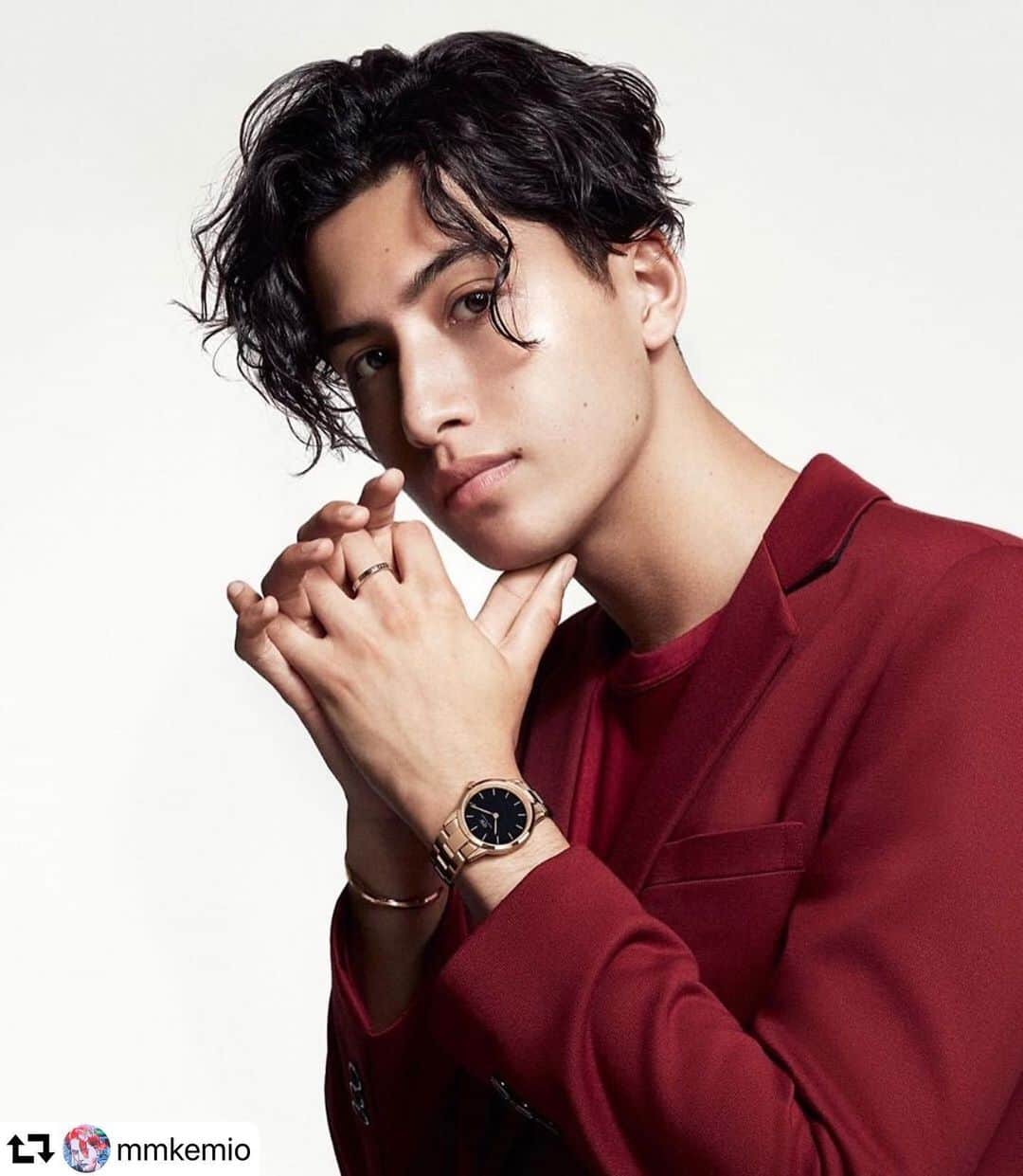 西村哲也のインスタグラム：「Styled by me  #repost @mmkemio ・・・ ｂ*・.,:merry christmas!!*･.,;ミ🎅🏼🎄☆」