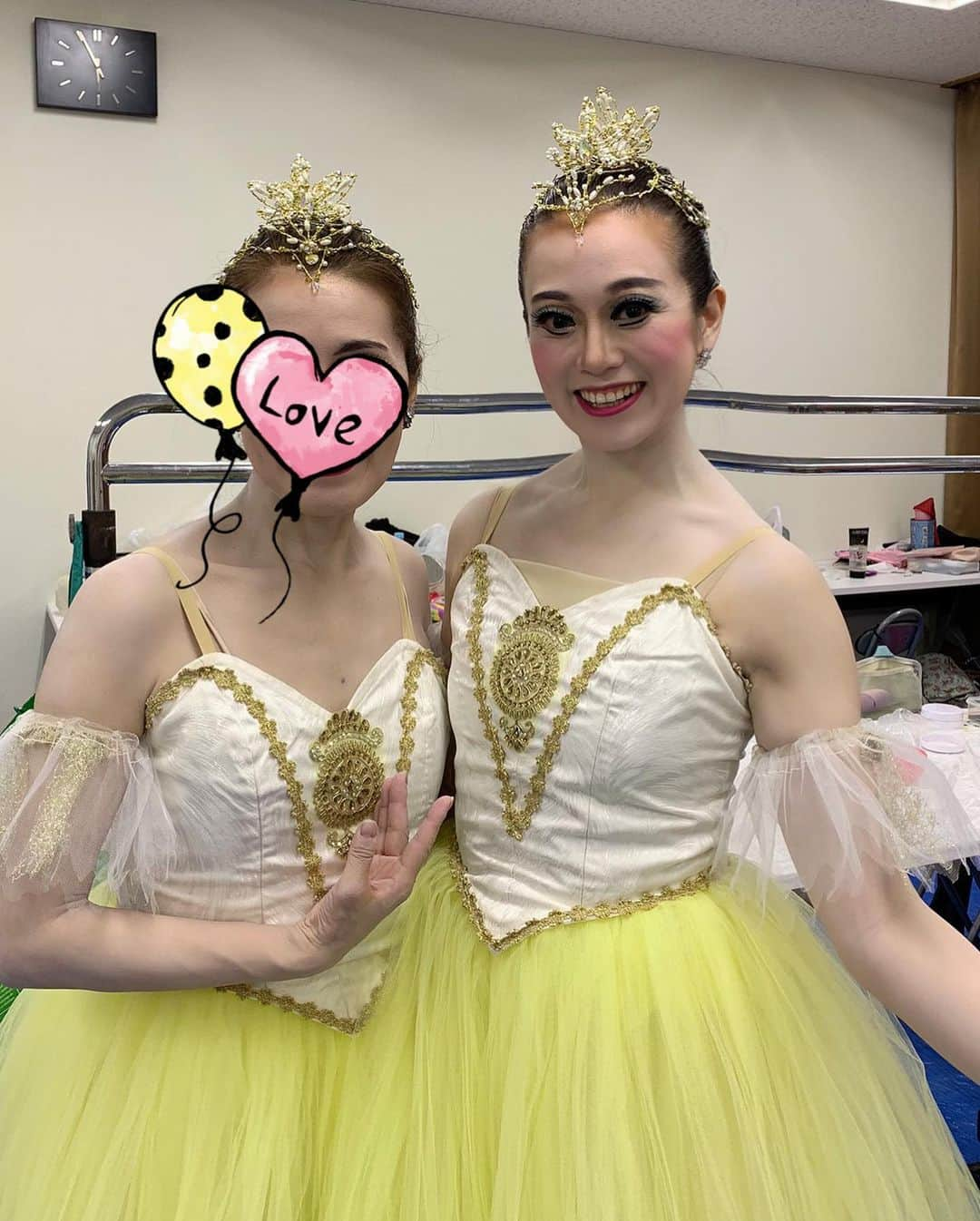 沢瀉美緒さんのインスタグラム写真 - (沢瀉美緒Instagram)「※ Done ✅  School performance ✨ . バレエの発表会が終わりました✨ . 今年の冬も、楽しく、あっという間に 終わった発表会✨ . . #ballet #balletmakeup #大人バレエ #バレエ #松山バレエ #matsuyamaballet #stagemakeup #thejapanballet21」2月9日 17時04分 - mio_omodaka