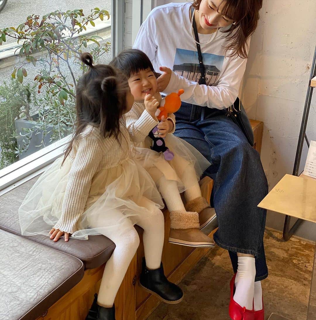 美生のインスタグラム：「🩰﻿ ﻿ Q＆Aで頂いた﻿ 赤足袋バレエコーデ❤️﻿ ﻿ 気になってた新作のデニムが﻿ めちゃツボだったので﻿ お持ち帰りしました👖﻿ ﻿ 今月もおすすめの新作盛りだくさん‼︎﻿ はやく皆さんにご紹介したいな~🥺🤍﻿ ﻿ ﻿ ﻿ ﻿」