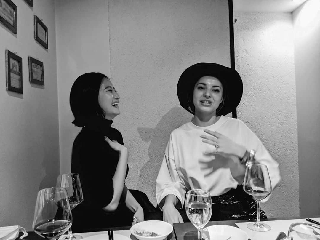 入夏さんのインスタグラム写真 - (入夏Instagram)「My soulmate🤍  彼女といるとずっと笑ってるみたい」2月9日 20時38分 - iruka__offi