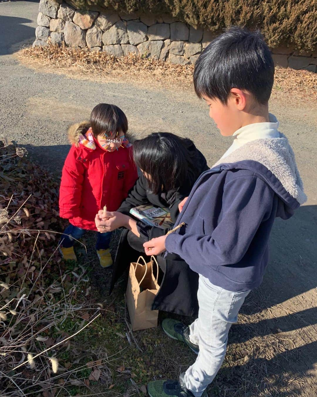 浅利そのみさんのインスタグラム写真 - (浅利そのみInstagram)「ハーブティーや紅茶が苦手な私が、吸い込まれるように出逢った @caminonaturallab の寿香さん。2年ぶりに #ちょび平さん と一緒にオープンラボへ。 久々にブログアップしました。良かったらプロフィールのリンクからご覧下さい。 #caminonaturallab #ちょび平 #息子3歳6ヶ月  #息子3歳半 #植物香水 #ホタル食堂  #やまなし大使 #浅利そのみ」2月9日 20時33分 - asarisonomi