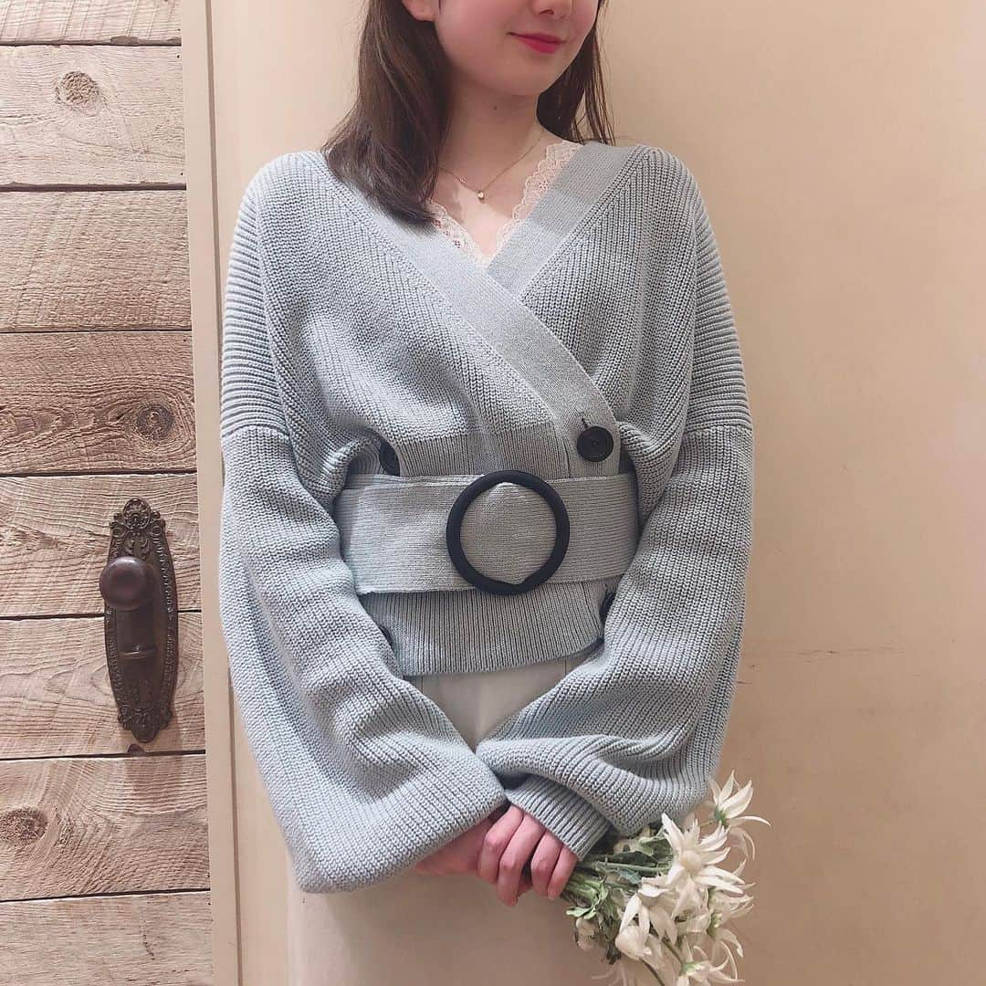 デイシーさんのインスタグラム写真 - (デイシーInstagram)「♡New arrival♡ ・ ダブルニットカーディガン💕 (オフベージュ/ミント/パープル)¥17.000+tax  ボリュームのある袖と太ベルトがポイントの可愛らしいカーディガンが入荷致しました♪ショート丈なのでハイウエストパンツやスカートとの相性が良くスタイルアップ効果もあるアイテムとなっております💌 是非店頭まで見に来てくださいね✨  #deicyshinjuku#デイシー#deicy#ミークチュール#mecouture#spring#春コーデ#coordinate#mint#beige#lavender#sweet#love#shinjuku#新宿ルミネ#followme#ootd#instagood#instalike#instafashion#fashion#かわいい#いいね#newarrivals#tokyo#新宿」2月9日 20時58分 - deicy_official