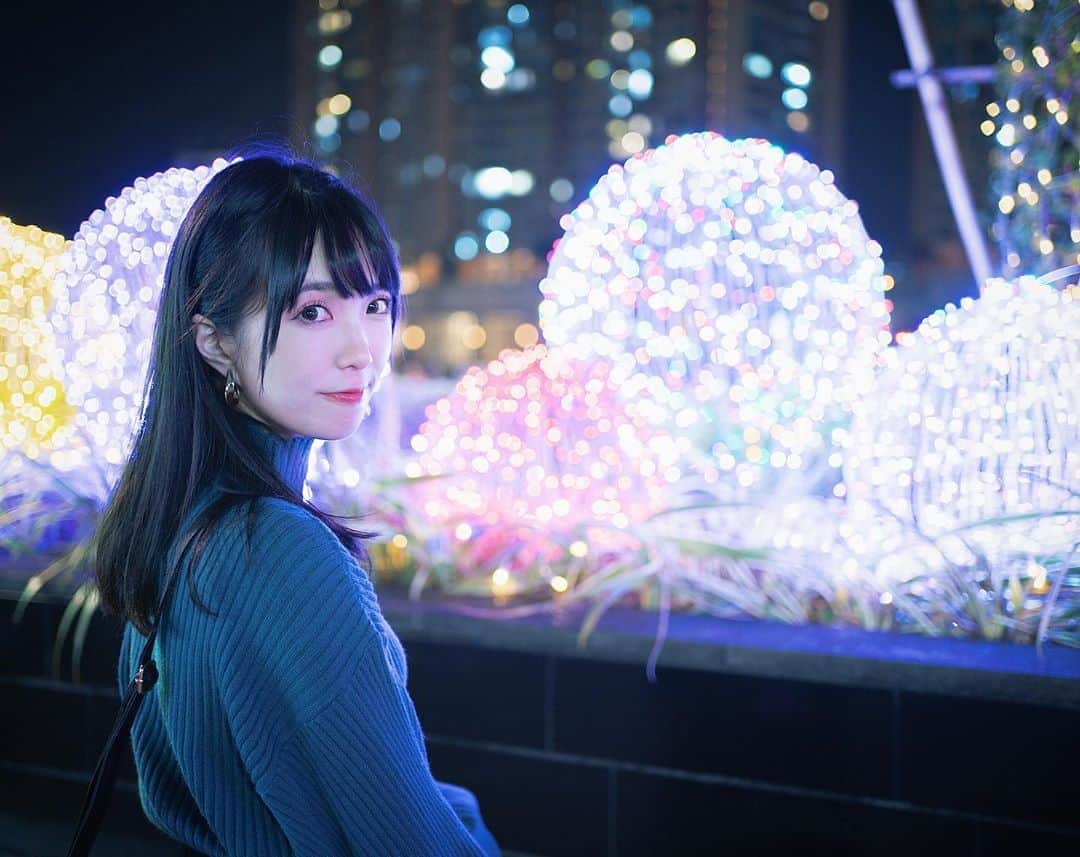 キアナのインスタグラム：「表示仲生存緊👾唔出街無難度🤓」