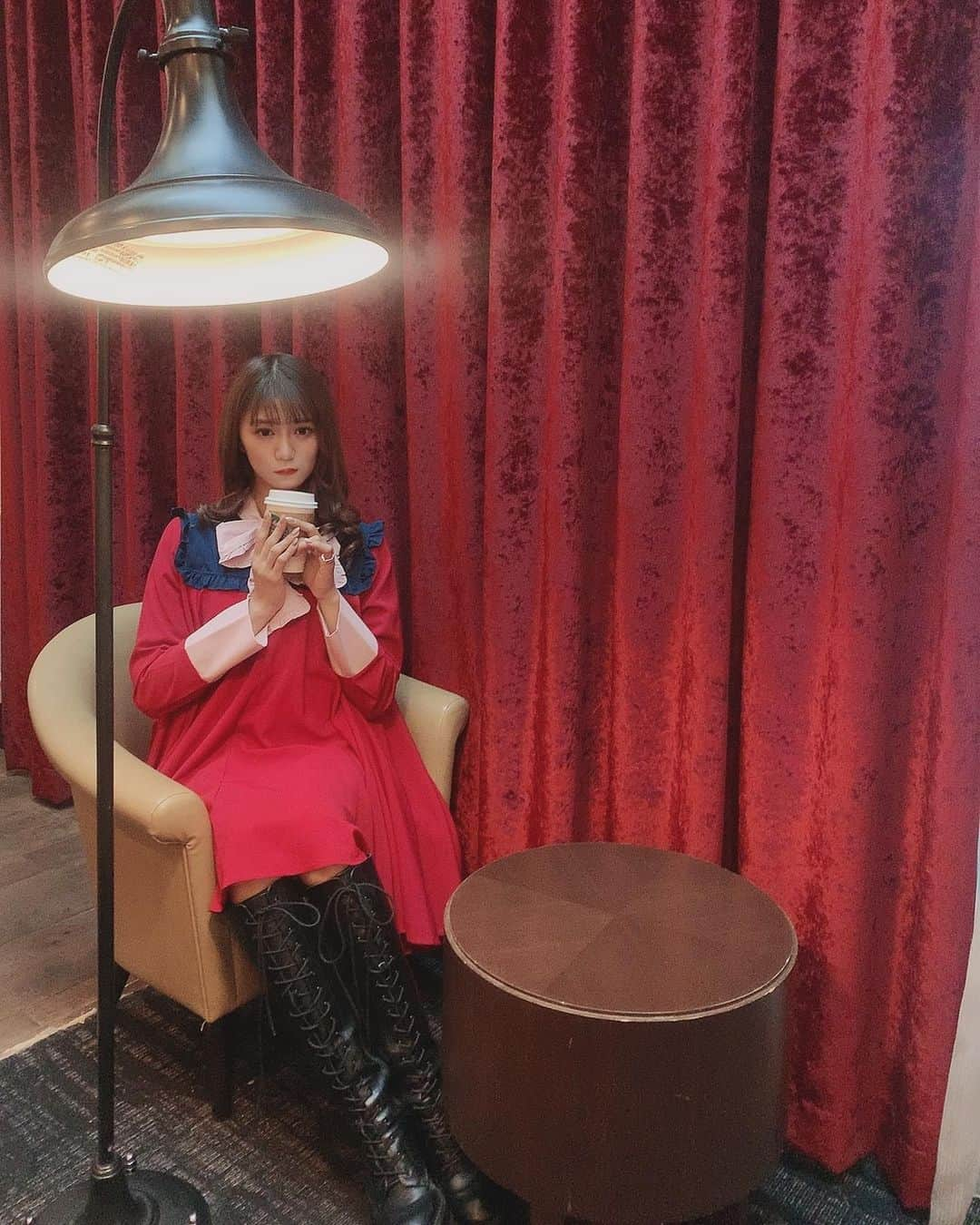 星名美怜さんのインスタグラム写真 - (星名美怜Instagram)「♥♥♥﻿ ㅤㅤㅤ .﻿ ㅤㅤㅤ ミニチュアサイズの気持ち…♥﻿ ﻿ ㅤㅤㅤ スタバ最近いつもㅤㅤㅤ ﻿ チャイティラテノンファットオールミルク﻿ ㅤㅤㅤ ﻿ ㅤㅤㅤ みんなの好きなのなにー？﻿ .﻿ ㅤㅤㅤ #mireinsta ㅤㅤㅤ #星名美怜ㅤㅤㅤ  ㅤㅤㅤ  #スターバックス #スタバ #スタバカスタムㅤㅤㅤ #sturbucks ㅤㅤㅤ」2月9日 21時30分 - hoshina_mirei_official