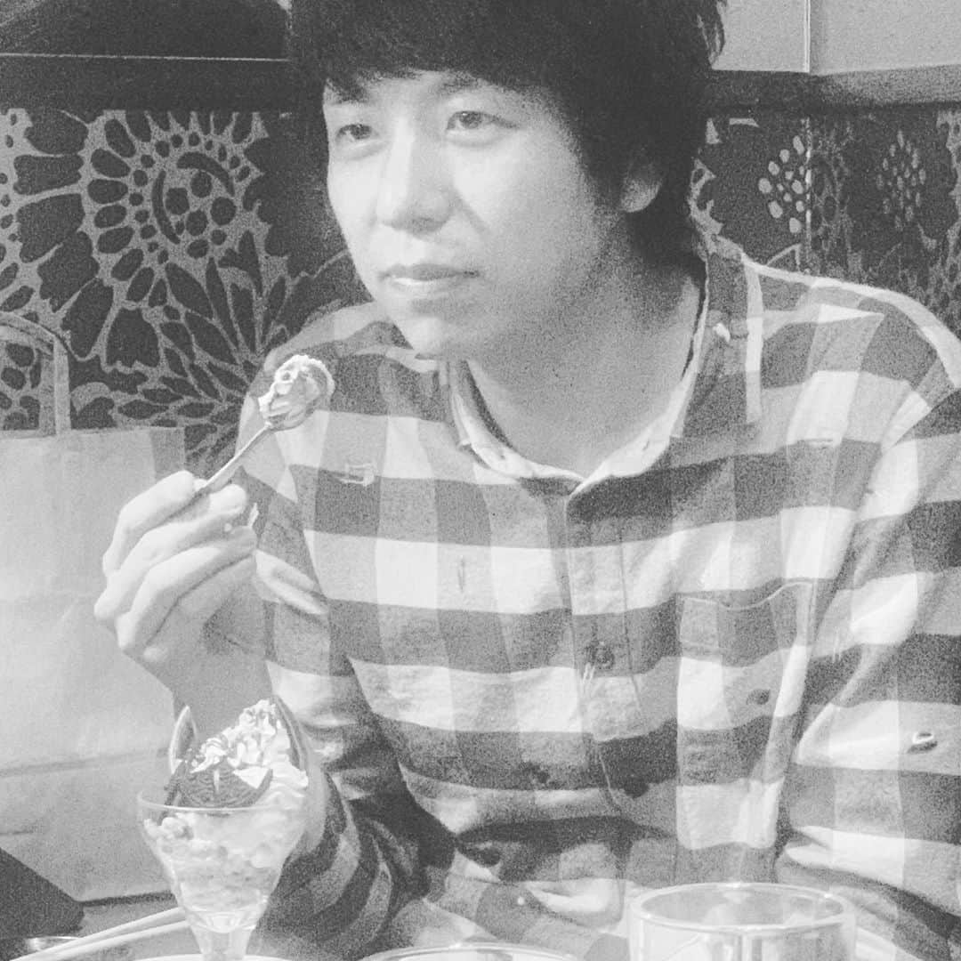 中野周平のインスタグラム：「ゲッチューラブラブモードじゃん！」