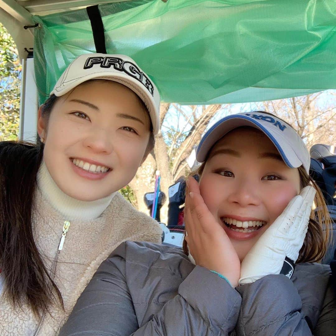 辻梨恵さんのインスタグラム写真 - (辻梨恵Instagram)「みきてぃーとゴルフ⛳️🏌️‍♀️ それにしても凄い風だった🍃😅 . #みきてぃー @miki_nishiyama__golf」2月9日 23時21分 - s2.golf