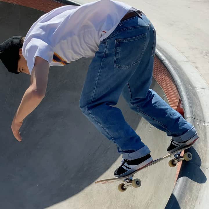 ヴィンセント・ミルウ のインスタグラム：「Cruizin’ 🏄🏽‍♂️🇺🇸 @commission_skateboard_france #teamskateboardfrance #athletesncf #feelskullcandy #independenttrucks」