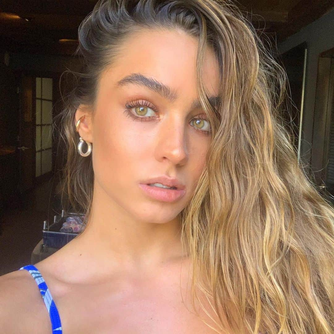 Sommer Rayさんのインスタグラム写真 - (Sommer RayInstagram)「hope you guys have a beautiful, blessed sunday my lovessss 💛」2月10日 5時30分 - sommerray