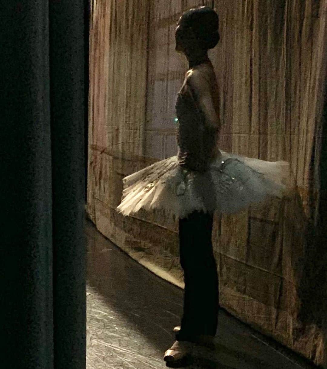 倉永美沙さんのインスタグラム写真 - (倉永美沙Instagram)「Sunday. On stage. We have been super busy preparing for Program 2 and 3. It’s starting on Tuesday for 2 weeks!  日曜日も来週から始まるプログラム2,3に向けて毎日リハーサルが続いています。#ballet #ballerina #ballerinalife #happy #happiness #dance #art #幸せ #バレエ #バレリーナ #rehearsal #work #season #program #next」2月10日 7時57分 - misakuranaga