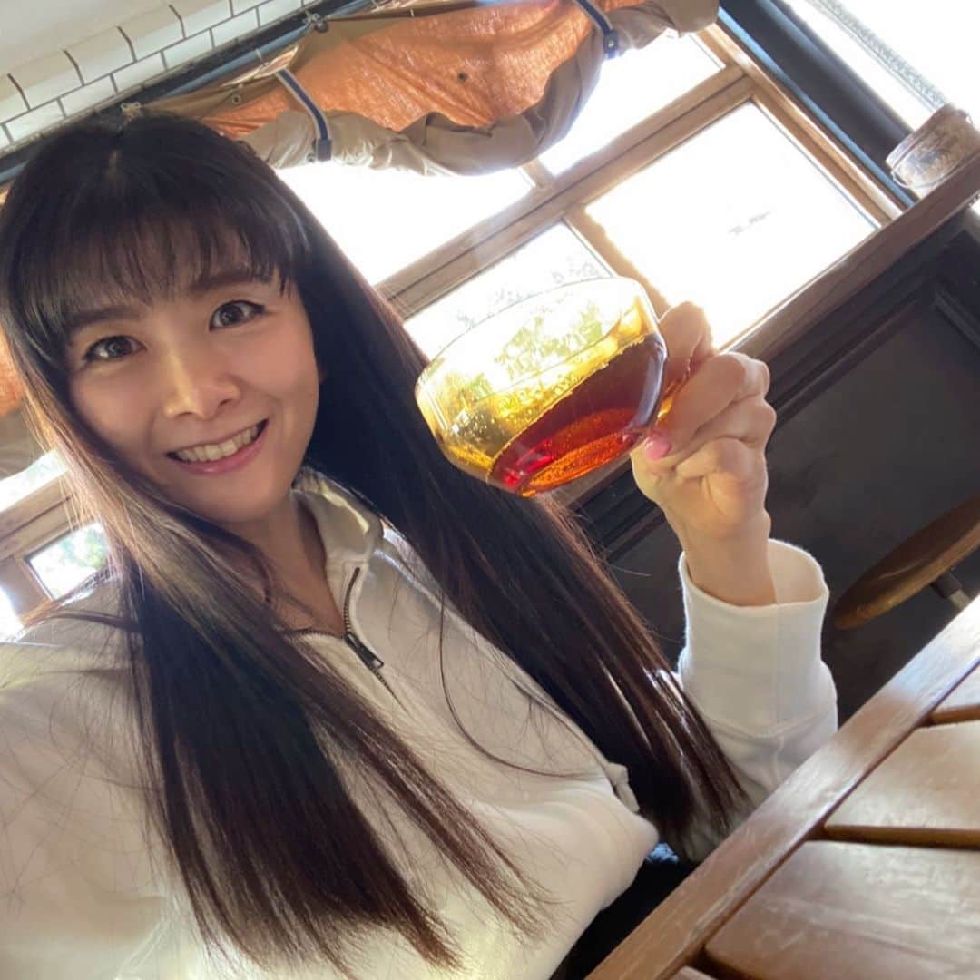 外村美姫さんのインスタグラム写真 - (外村美姫Instagram)「ティファニーと朝食を💓ブログ同時更新💓詳しくはブログへ。💓プロフィールからブログに飛べます💓 @mikitonomura . ‪ #外村美姫 #チワックス #チワックスティファニー #ティファニーと朝食を #しまむらの達人 #プチプラコーデ #しまむらコーデ #しまむら購入品 #しまむらパトロール #ティファニー #ティファニーブルー #オッドアイ #Tiffany #チワックス倶楽部 #チワックス部 #Chihuachshund #いぬすたぐらむ #しまむら #しまパト #しまむらバッグ #portmanscafe #清澄白河 #犬ok #犬okカフェ」2月10日 7時58分 - mikitonomura