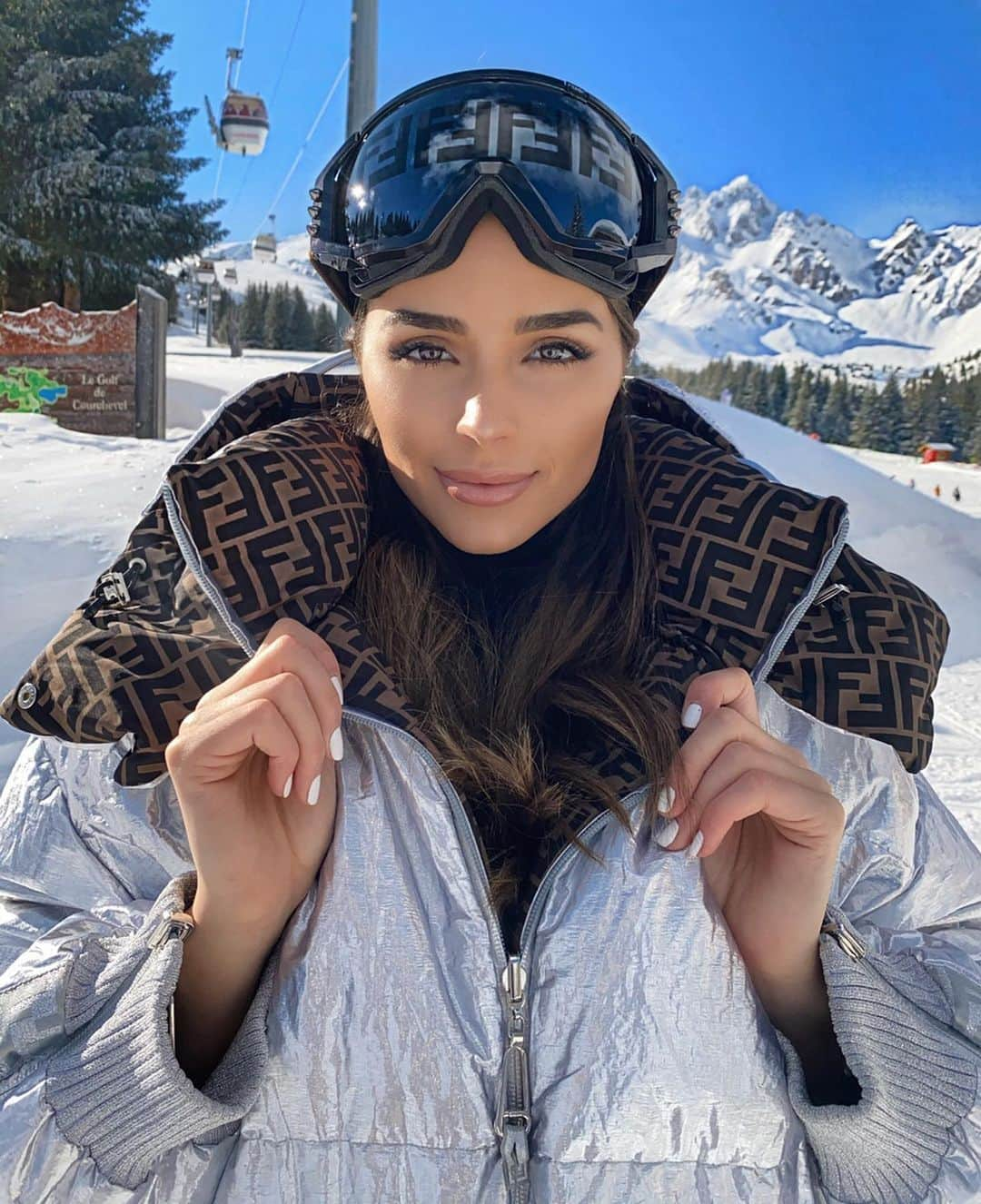 オリビア・カルポさんのインスタグラム写真 - (オリビア・カルポInstagram)「Snow 🐰 vibez」2月10日 8時17分 - oliviaculpo