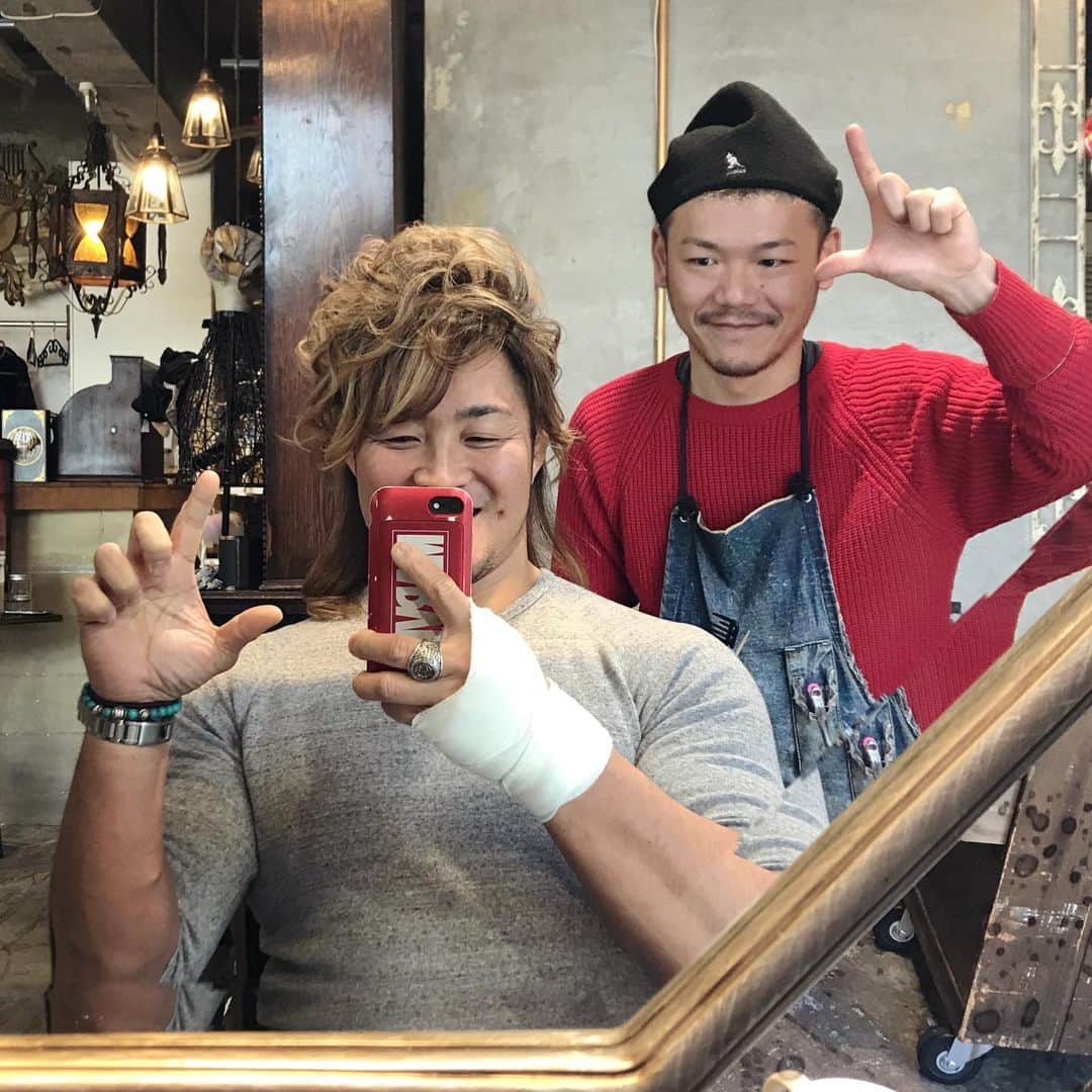 棚橋弘至さんのインスタグラム写真 - (棚橋弘至Instagram)「昨日の #hairstyle 。 #心斎橋」2月10日 8時34分 - hiroshi_tanahashi