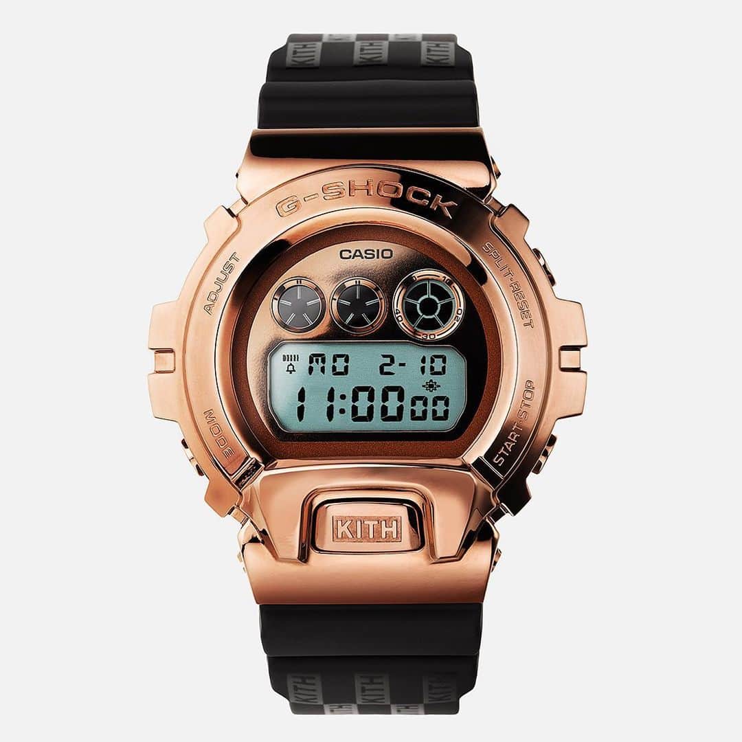 HYPEBEASTさんのインスタグラム写真 - (HYPEBEASTInstagram)「@hypebeaststyle: @kith and @gshock_us have joined forces to give the GM-6900 timepiece a luxurious rose gold rework. The accessory also comes with interchangeable resin bands in black or white iterations. Expect the item to drop on February 10 in-stores and online at 11 AM EST.⁠⠀ Photo: Kith」2月10日 8時49分 - hypebeast