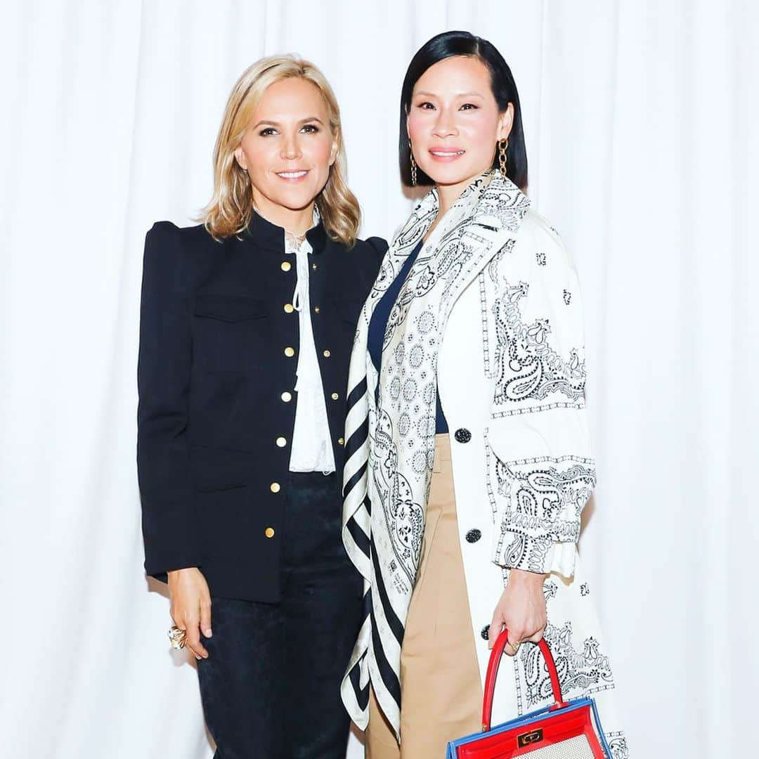 ルーシー リューさんのインスタグラム写真 ルーシー リューinstagram Always Female Fashion Forward In Every Way Inspired And So Proud Of Toryburch Super Elegant Chic Toryburchfw Glamsquad Gratitude Always Slaying Rebeccarestrepo