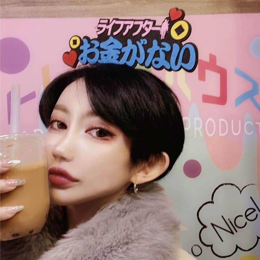 MASAMIのインスタグラム：「肉横丁にあるタピオカ屋さん @trend___house にいったのだ。 @dr_shotacchy  #taクリニック　で　#鼻翼挙上術 をやって1週間がたったよ🔥❤️ 小鼻が上がるだけで顔がすごくスッキリした！アップノーズが修正されたみたいになったよ！十分だけど、もっと腫れが引くらしく楽しみで震えてます🥺理想の小鼻になれてうれしみ🥺」