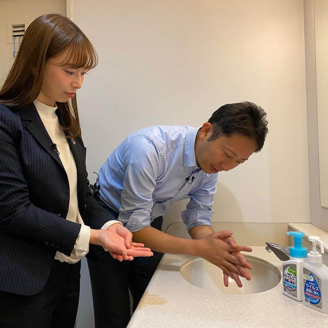 倉橋友和さんのインスタグラム写真 - (倉橋友和Instagram)「#新型コロナウイルス の感染が続く中、対策としてますます重要度が増してくるのが#手洗い です。そこで#手洗いのプロ に正しい方法を教えてもらいました。詳しくは今日（12日）の#メーテレ #アップ で🎤 #メーテレアップ #アップは午後3時46分から #アップの特集は午後6時15分から #アナウンサー #鈴木しおり #星恭博 #石神愛子 #倉橋友和 #伊豆蔵将太 #濱田隼 #気象予報士 #山田修作 #修作さん #冨永幸」2月10日 11時42分 - nbn_kurahashi