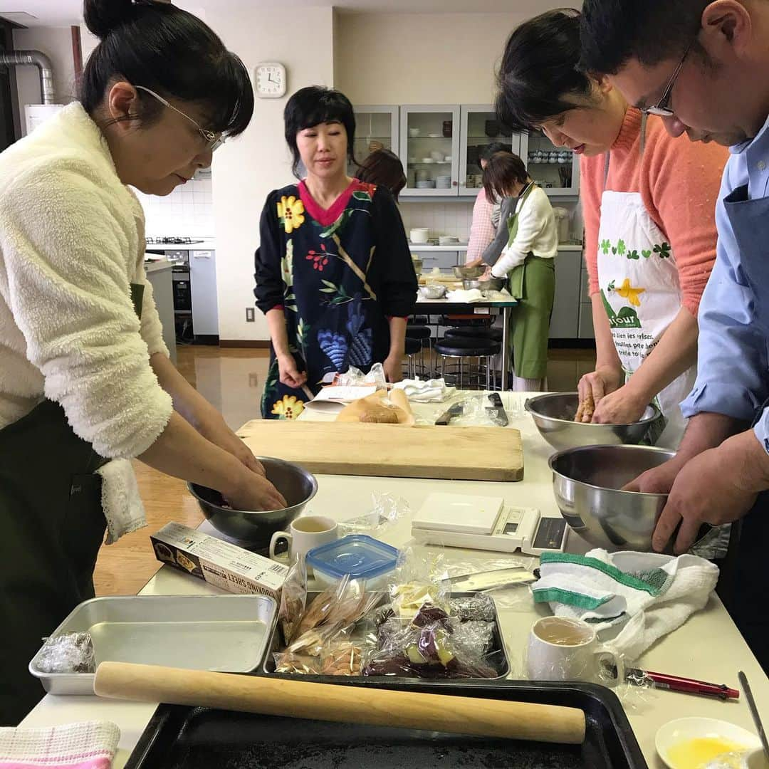 スーパーフード研究会さんのインスタグラム写真 - (スーパーフード研究会Instagram)「スーパーフードは人類を救う地球からの愛の贈り物 スーパーフードは家庭の毎日の食卓に使われてこそ 力を発揮します。 「みんなが笑顔になるエネルギー」 それがスーパーフードです ♯九州スーパーフード研究会  http://superfood-jp.com」2月10日 23時49分 - superfoodjapan