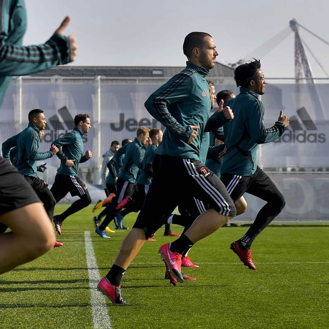 ユヴェントスFCさんのインスタグラム写真 - (ユヴェントスFCInstagram)「Work work work 💪 #MilanJuve #FinoAllaFine #ForzaJuve」2月10日 23時07分 - juventus