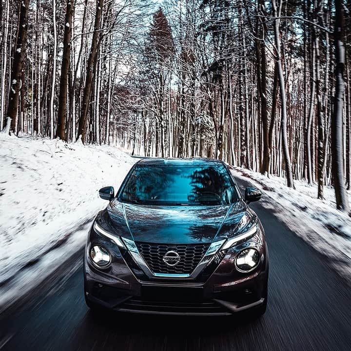 Nissanさんのインスタグラム写真 - (NissanInstagram)「Happiness is a three-day weekend! Anyone taking a long weekend? #Nissan #NissanJuke 🚗 @auto_impex_sk 📸 @martincyprian_」2月10日 23時00分 - nissan