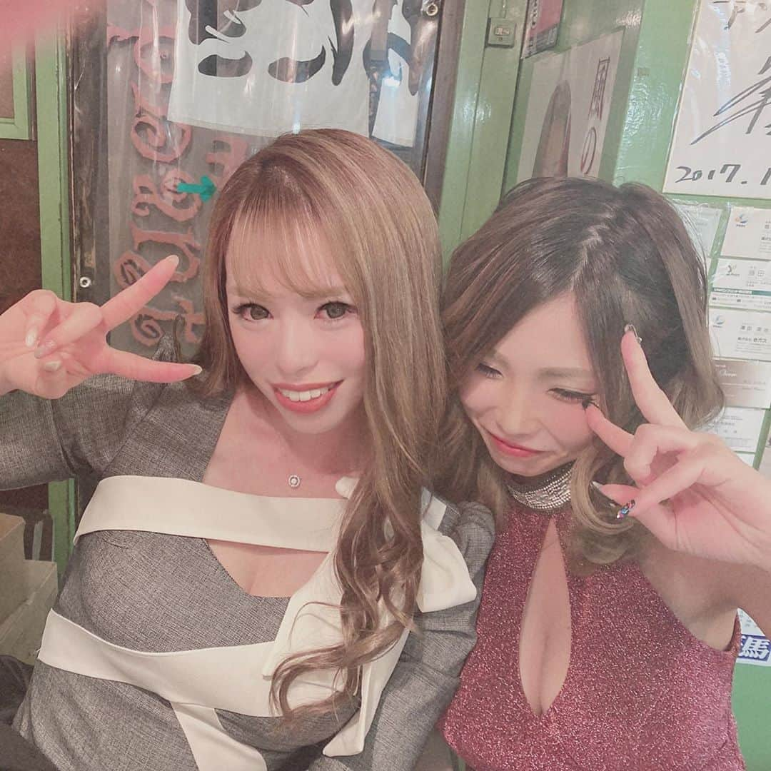 桃瀬まりあさんのインスタグラム写真 - (桃瀬まりあInstagram)「らぶらぶな恋愛したいー💞 っていうのが最近の口癖 恋してもアピールできないタイプ 恋された人は察してくれる？  #北海道 #札幌 #すすきの #ニュークラブ #ニュークラ嬢 #美尻 #クラブプレミア #歌舞伎町 #キャバ嬢 #ホスト #東京 #六本木 #桃瀬まりあ #シャンパン #テキーラ #銀座 #大阪 #北新地 #sapporo #susukino #japan #fashion #skincare #instalike #instagood #f4f #followme #likeforlike #l4l #like4like」2月10日 23時04分 - maria.premier