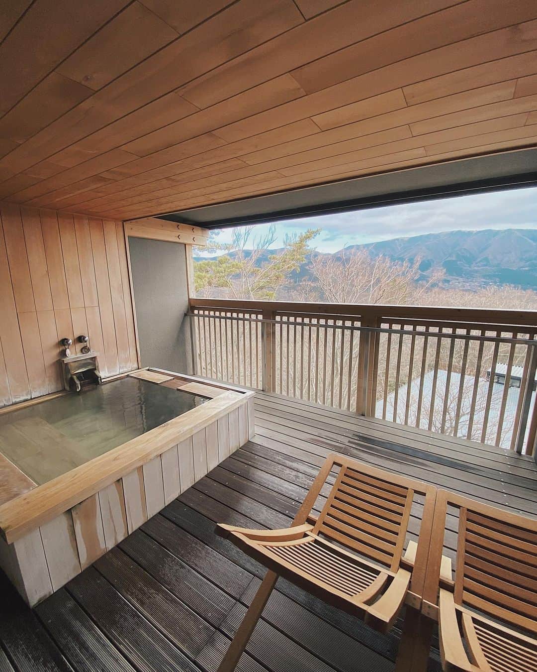 Cody Higaのグルメインスタ