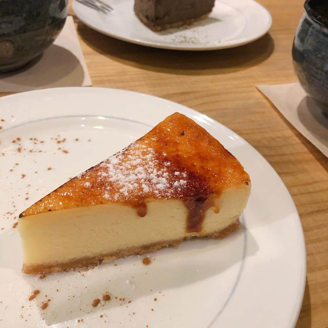 華山志歩のグルメインスタ