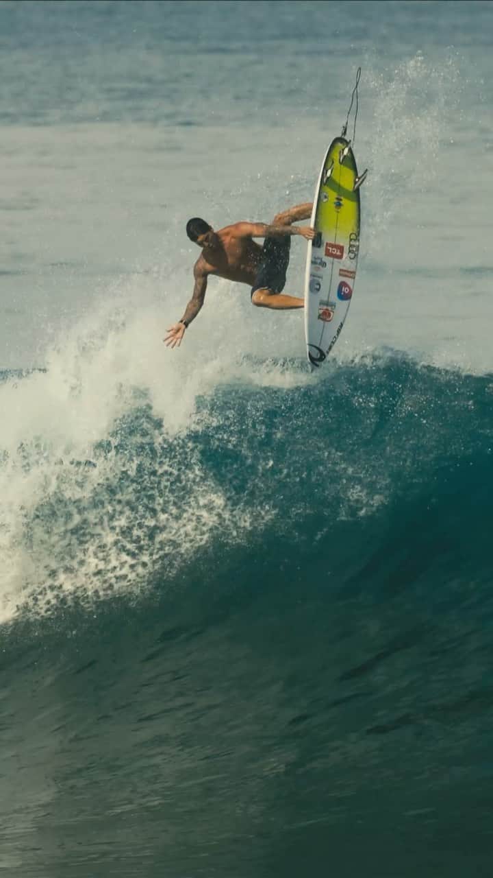 ガブリエル・メディーナのインスタグラム：「@ripcurl_europe @ripcurl_usa @ripcurl_brasil @ripcurl_aus  By @gustavoimigrante & @marcos_valencia1 & @hdanielstudio」