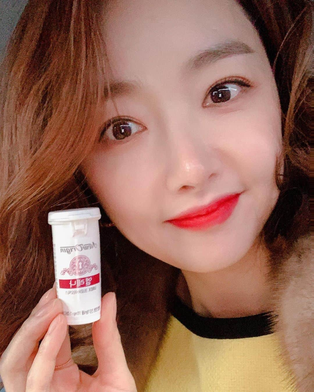 ソ・イヒョンさんのインスタグラム写真 - (ソ・イヒョンInstagram)「요즘 면역력관리... 저는 꾸준히 유산균 비타민 먹는걸로도..👍 장건강에도 여성관리에도  3년동안 꾸준히먹는데.. 왕왕추천💕 엘레나는 사랑입니당」2月10日 14時52分 - ssoyang84