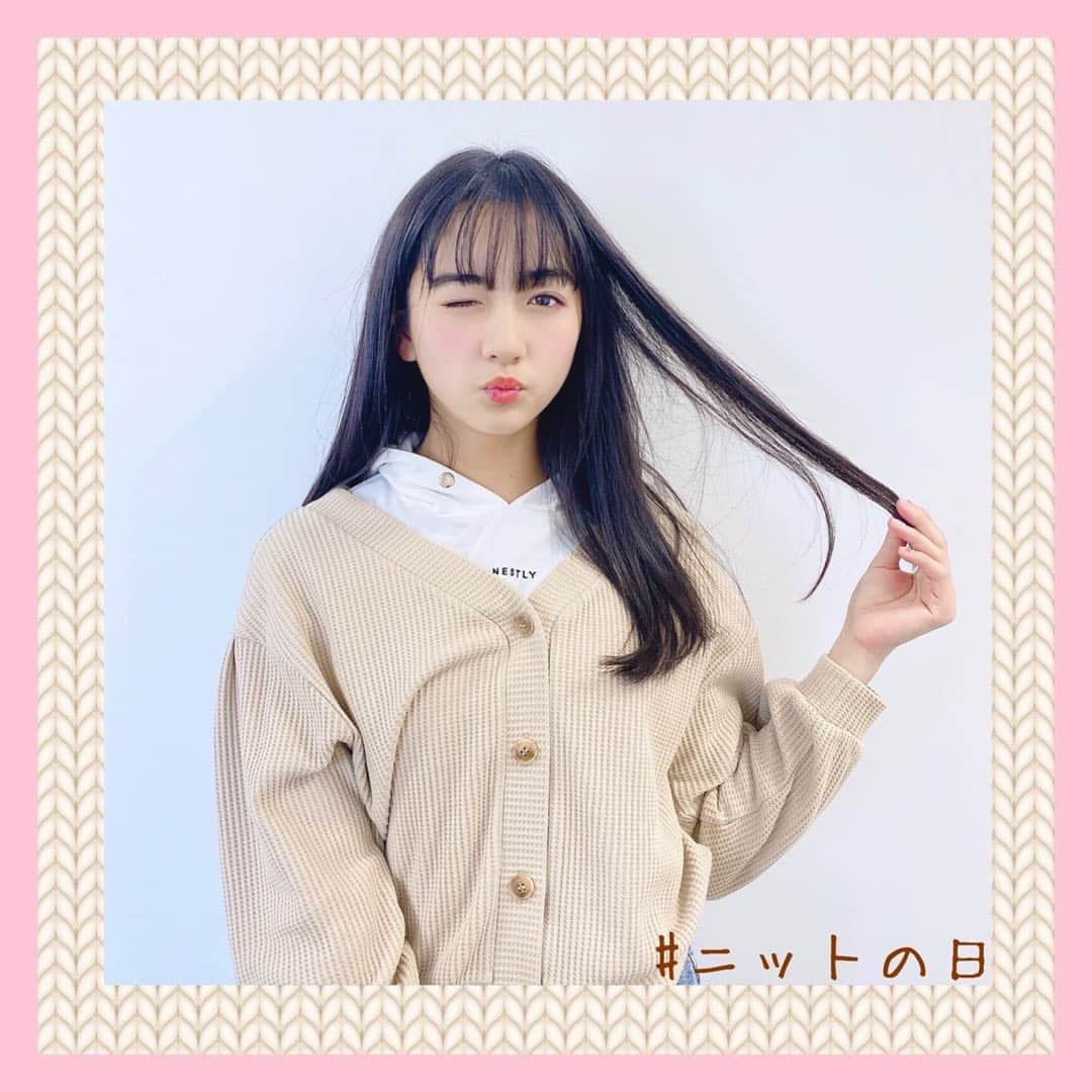 PINK-latte TV (ピンクラテTV) 公式さんのインスタグラム写真 - (PINK-latte TV (ピンクラテTV) 公式Instagram)「【ピンクラテTV #コーデ記録 🍫】ㅤㅤㅤ﻿ ﻿ 今日、#2月10日 は「#ニットの日 」🧶💕﻿ ﻿ #エコ はトレンドのベージュニットを着てみた🥨﻿ このアイテムは、カーデとパーカーを重ね着もできるし、﻿ バラバラでも使えるから便利なの👌💖﻿ ﻿ ---﻿ #大人っぽ #大人っぽい #大人女子 #モテコーデ﻿ #デートコーデ#オトナ #オトナ女子 #垢抜け #大人コーデ﻿ #冬コーデ #ガーリーコーデ #中学生コーデ﻿ ---﻿ #PLTV #PINKlatteTV #ピンクラテTV﻿ #ピンクラテWEBモデル #ピンクラテ #ぴてぃーず ﻿ #宇井優良梨 #花田姫佳 #石山えこ #菅井純愛 #松本優菜﻿ #JCモデル #JSモデル」2月10日 17時25分 - pinklatte_tv