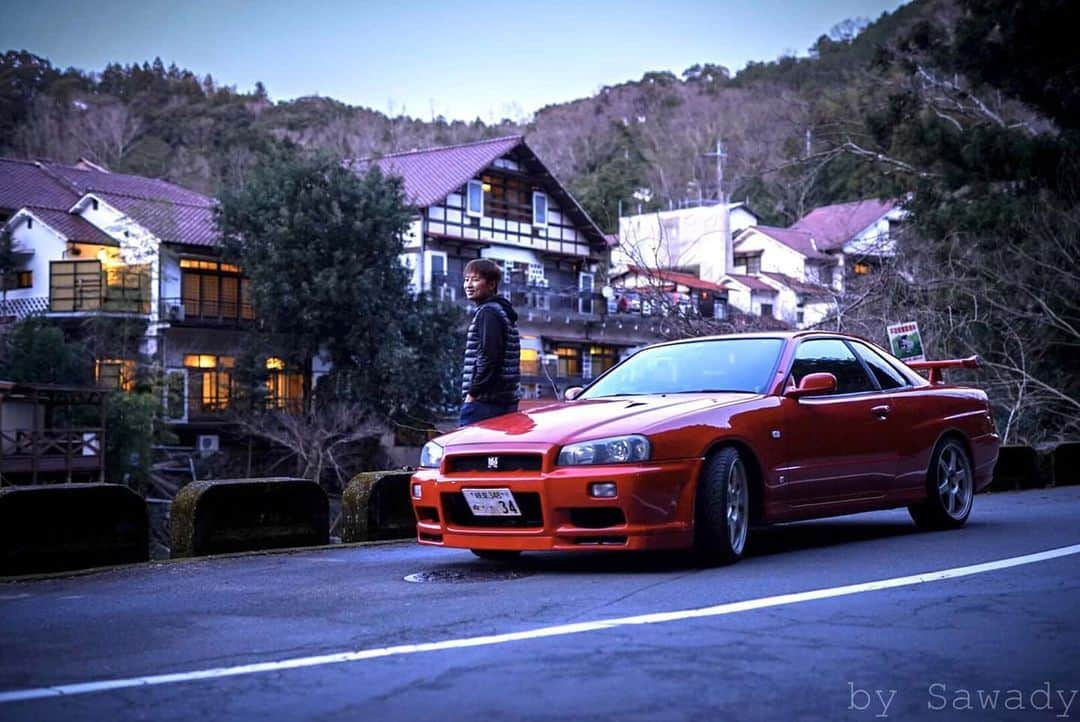 橋本英也さんのインスタグラム写真 - (橋本英也Instagram)「Finally drove my R34... #Nishiizuskyline #SKYLINE  #R34 #BNR34 #ER34 #HR34 #TE37 #Activered #SAWADY #Photobysawady #JDM #お別れのドライブ #ﾊｼﾓﾄｴｲﾔﾁｬﾝﾈﾙ  #からの温泉 #ドライブ #飛騨牛」2月10日 17時30分 - eiya_hashimoto