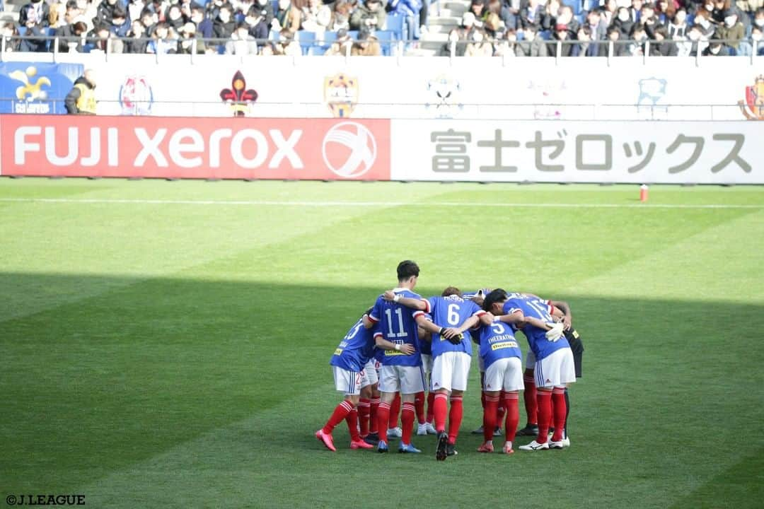 Ｊリーグさんのインスタグラム写真 - (ＪリーグInstagram)「素晴らしい戦いを見せた﻿ #横浜Fマリノス ✨﻿ ﻿ FUJI XEROX SUPER CUP 2020の﻿ ベストショットをお届け‼️﻿ ﻿ ﻿ #Ｊリーグ ﻿ #jleague﻿ #Ｊリーグ開幕﻿ ﻿ #fmarinos #🇫🇷 #🐤 #⚓️﻿ #朴一圭﻿ #遠藤渓太﻿ #エリキ﻿ #マルコスジュニオール﻿ #仲川輝人﻿ #松原健﻿ #感動 #ナイスゲーム﻿ #ありがとう﻿ #soccer #soccerphotography﻿ #⚽️」2月10日 18時23分 - jleaguejp