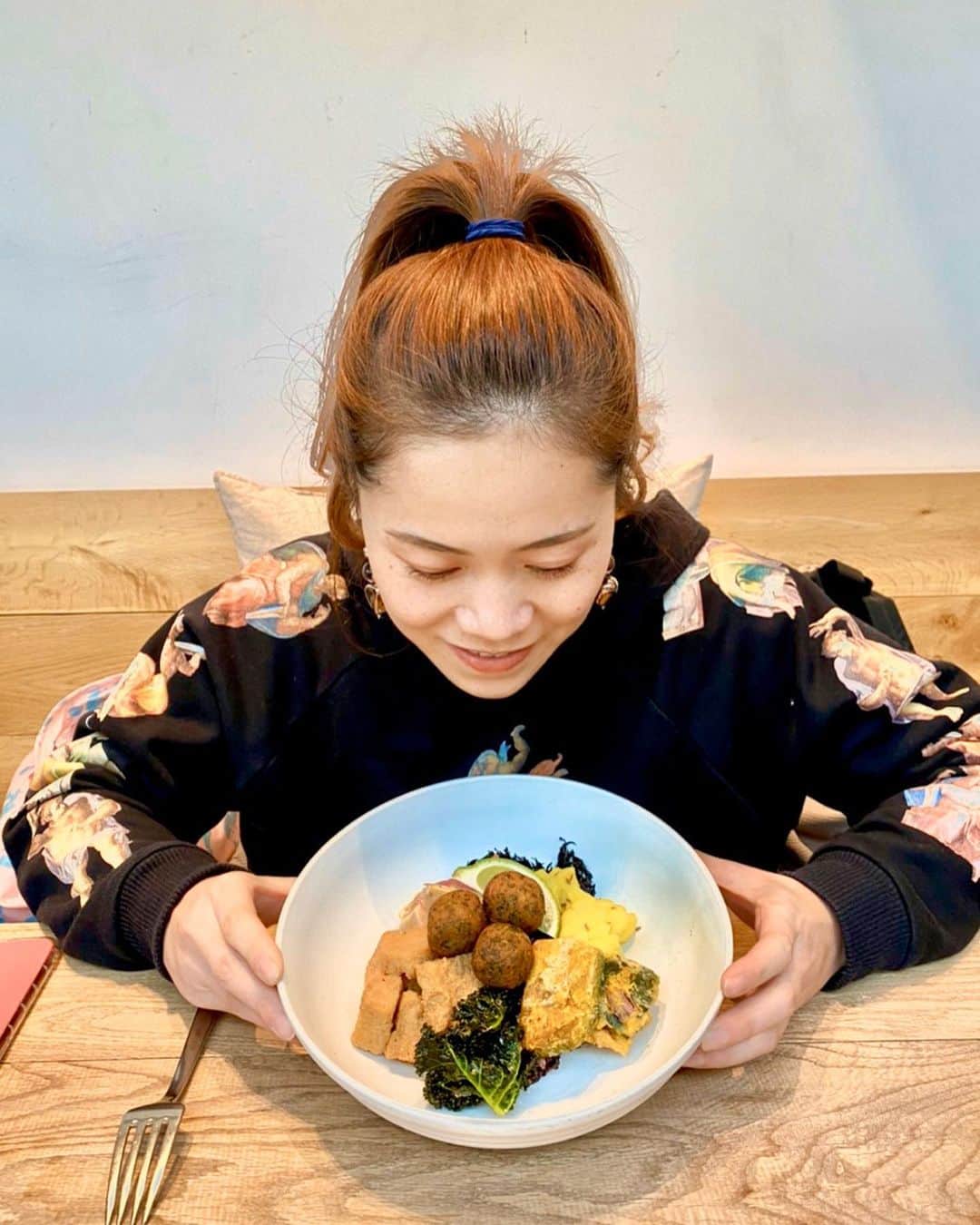 坂本朱里のグルメインスタ