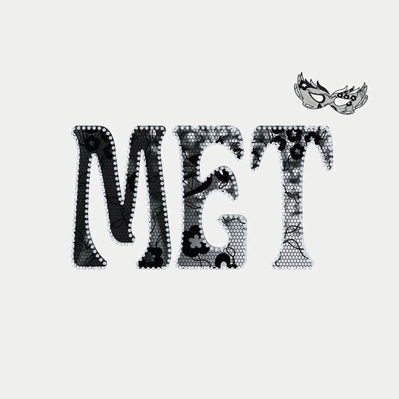 のインスタグラム：「Always remember that you are absolutely unique and special. #SneakPeek #Met #MetIsBack #NewCollection」