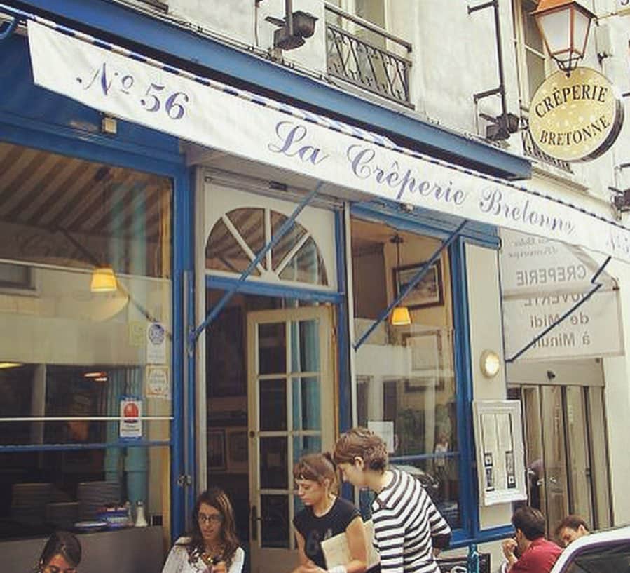 puinpiさんのインスタグラム写真 - (puinpiInstagram)「パリで好きなクレープリー♡ ： モンパルナスにある la creperie bretonne ： いつもバタークレープ（シュクレ）と、ガレットのコンプレをオーダー🍽 ： ランチによくいくよ♡ ： 写真撮ってなくて、夏のだけど 😂❤︎ ： ： #Paris#パリ旅行#パリ#パリカフェ#フランス#クレープリー#クレープ#ガレット#カフェ巡り#女子旅#タビジョ#たびすたぐらむ#プイ旅#yuiparis」2月10日 20時17分 - puinpi