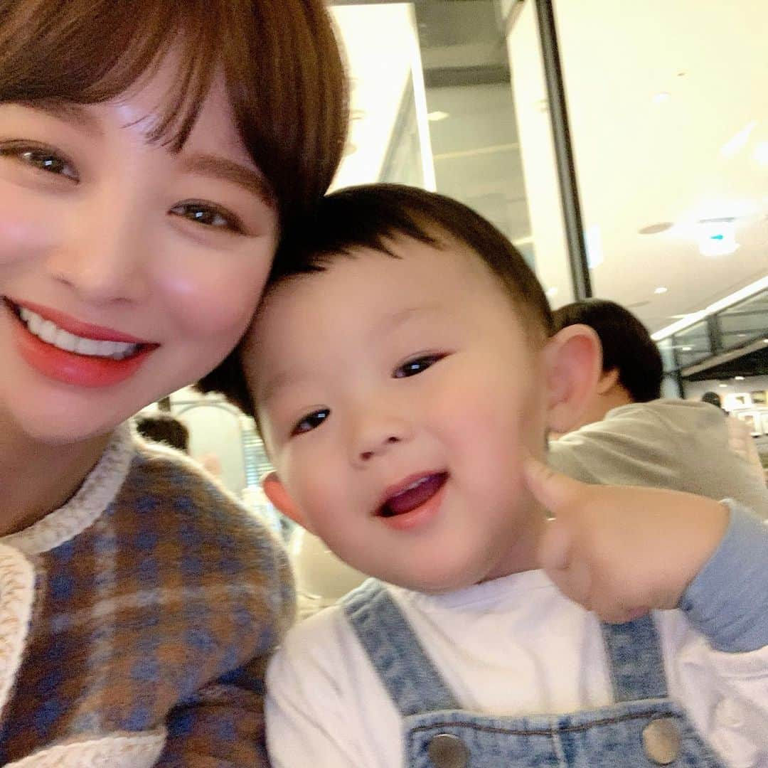 イム・ジヒョンさんのインスタグラム写真 - (イム・ジヒョンInstagram)「우리 럭순이근황👶🏻❤️❤️❤️」2月10日 20時32分 - imvely_jihyun