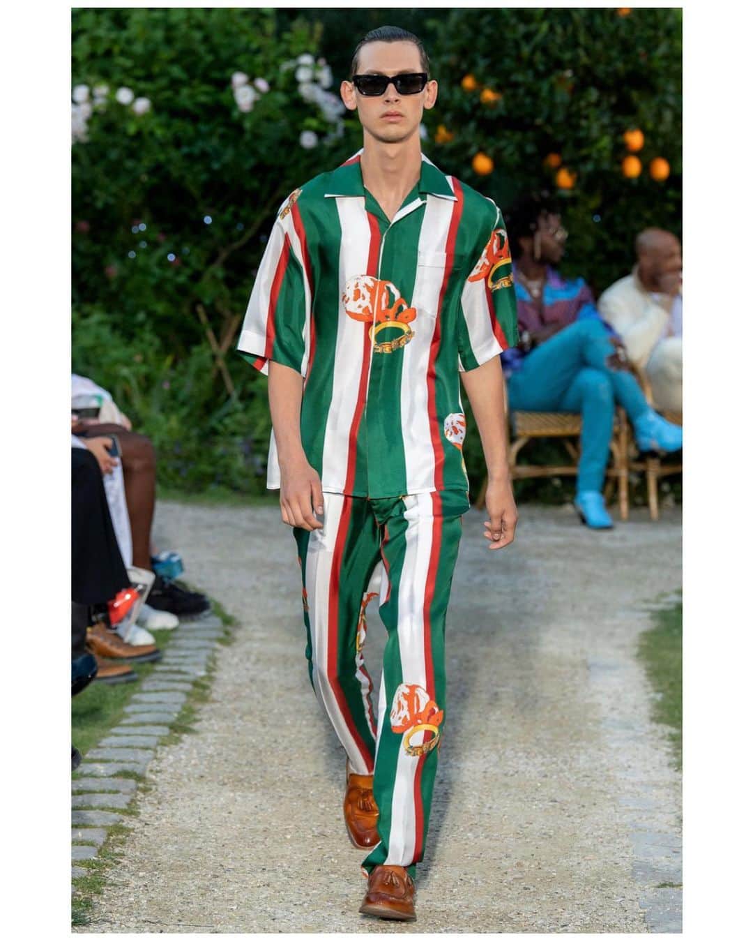 UNITED ARROWS & SONSのグルメインスタ